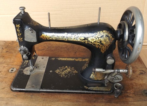 Antike dekorative nähmaschine - antike,